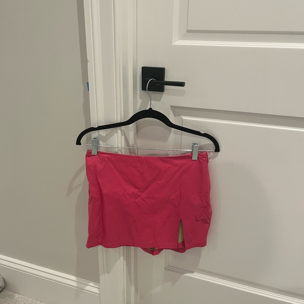 Cotton Candy LA hot pink leather skort- size medium